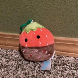 Squishmallow Scarlet clip Chocolate Covered Strawberry 3.5” New with Tags Cute